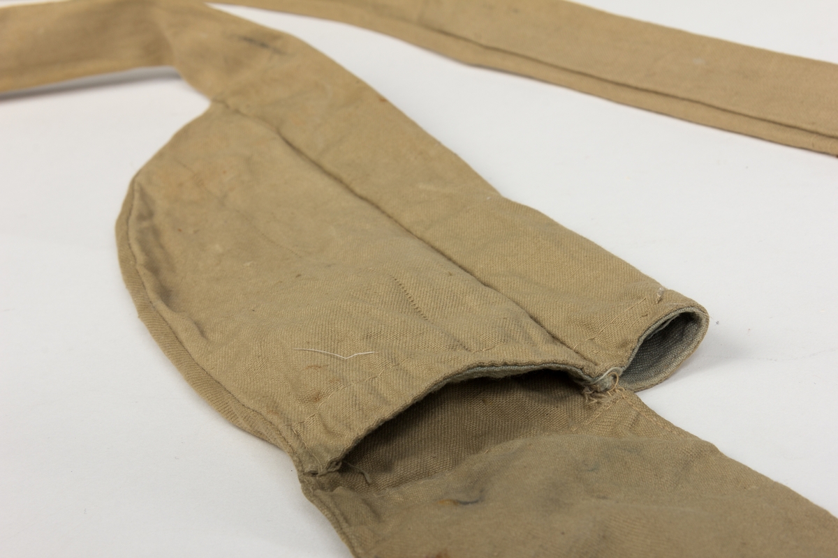 Fiskestamg, en meitestang med avtagbart håndtak med feste for snelle og med oppbevaringsetui i lerret