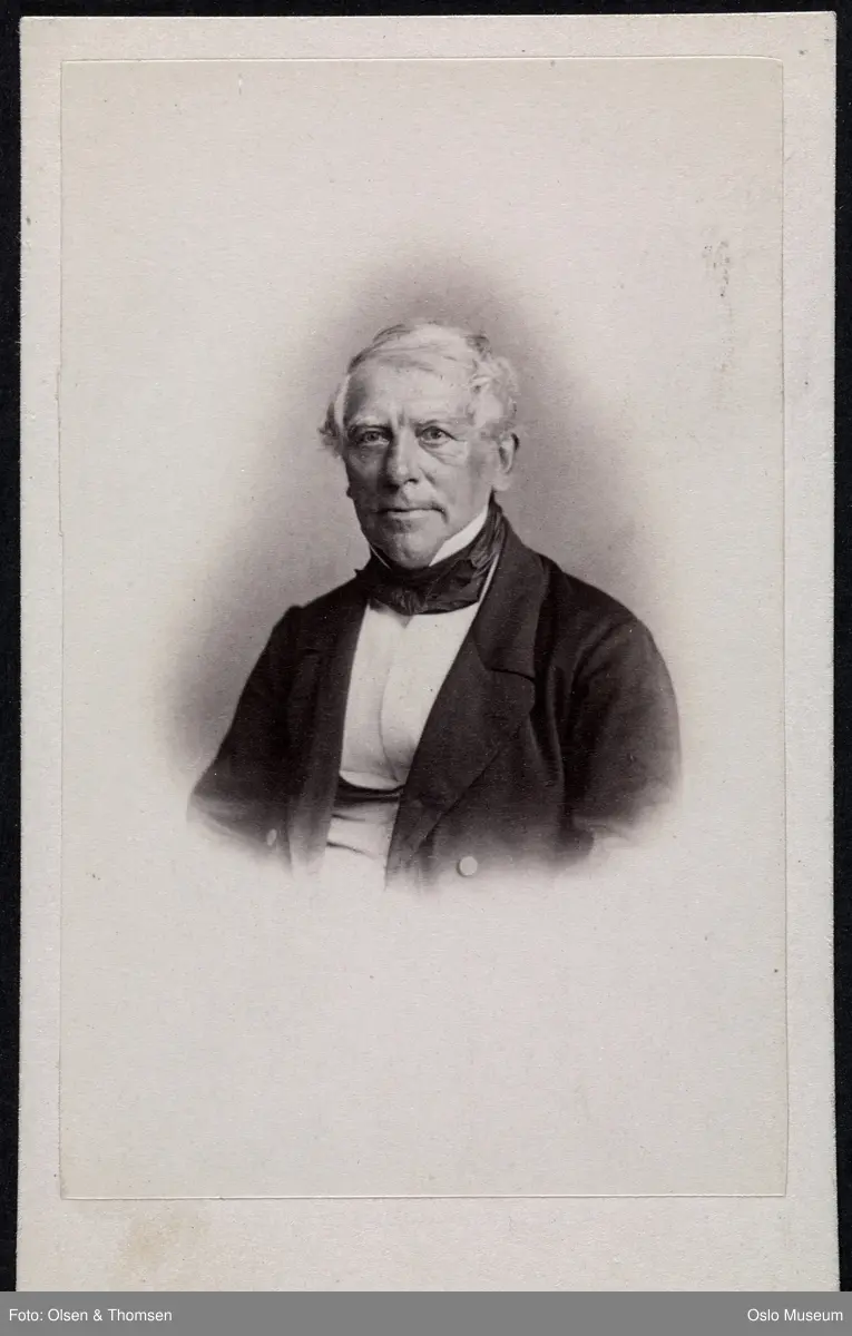 portrett, mann, grosserer, vignettert brystbilde