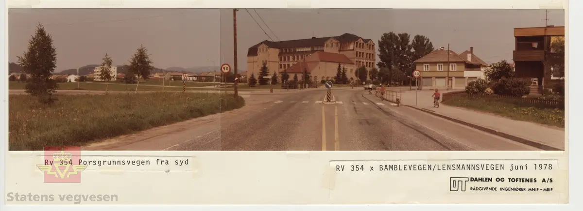 Riksveg 354 Porsgrunnvegen fra syd. 
Riksveg 354 x Bamblevegen/Lensmannsvegen juni 1978.