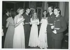Kadettbal 1980. Kadetter i Ryttarsalen.