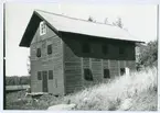 F.d kaptensboställe Viggeby, Livkomp,1:a Livgrenadjärreg.,
Trossbod foto 1989.
