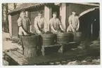 Militärer(vpl) vintertvättar 1921.
