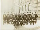 Gruppfoto militärer i modell 1886.
Underofficersskolan i Norrköping ca 1910.
