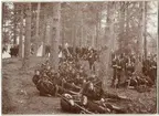 Till höger soldater ur I 3, troligen efter 1887.