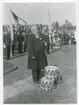 Invigning av minnestema(?) på Malmen.
Korum med Biskop(se bild2).
