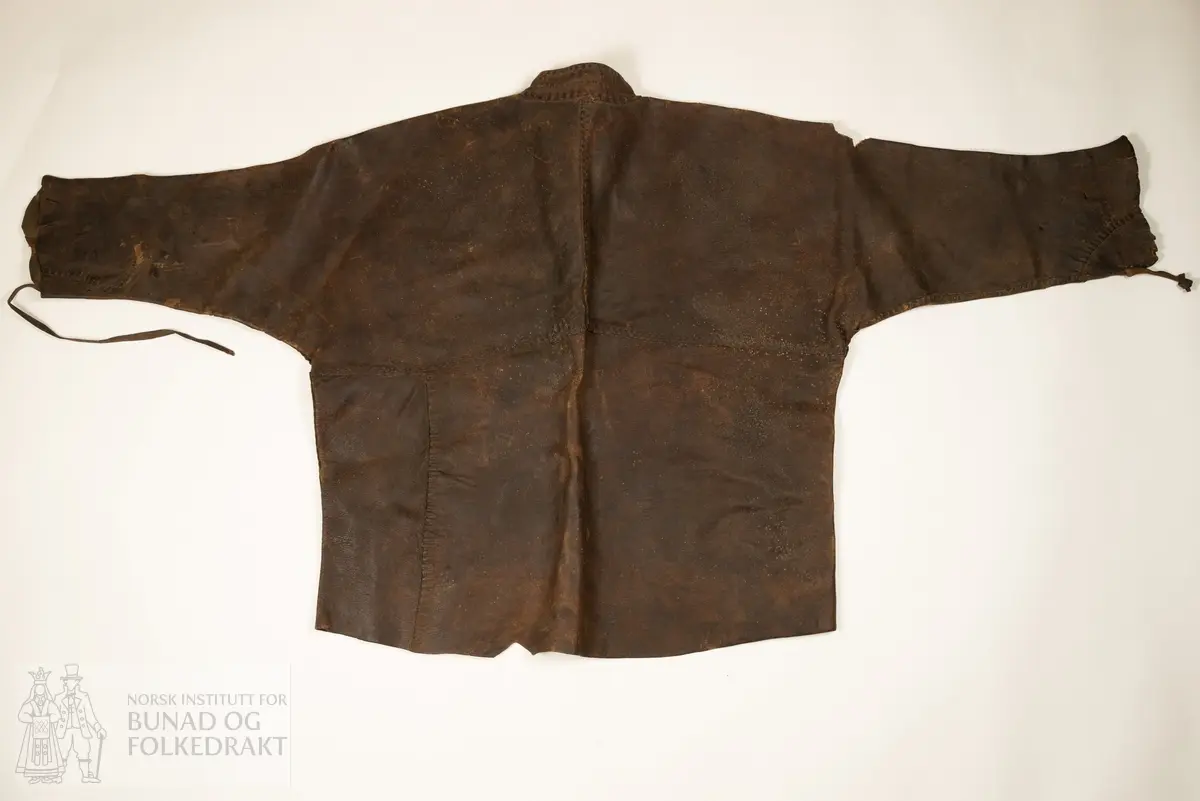 Del av sjøhyre, arbeidsklede.