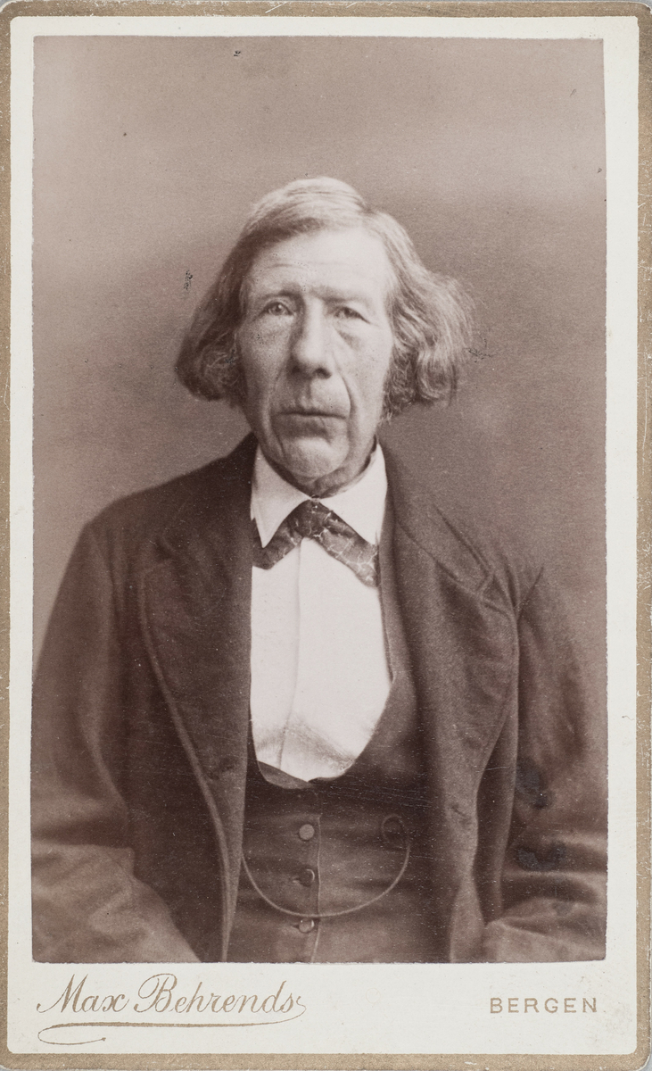 Ola J. Aga, Nesheim