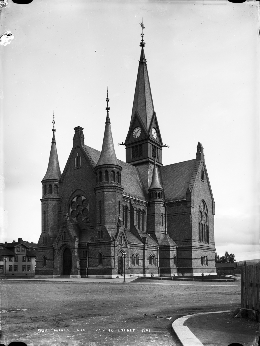 Eksteriørfoto av Sagene kirke i Oslo
1901