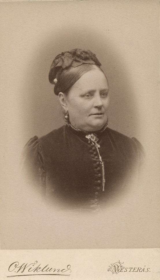 Augusta Gabriella Luhr, född 1847-09-08 i Västerås, död 1934-02-13 i Västerås.