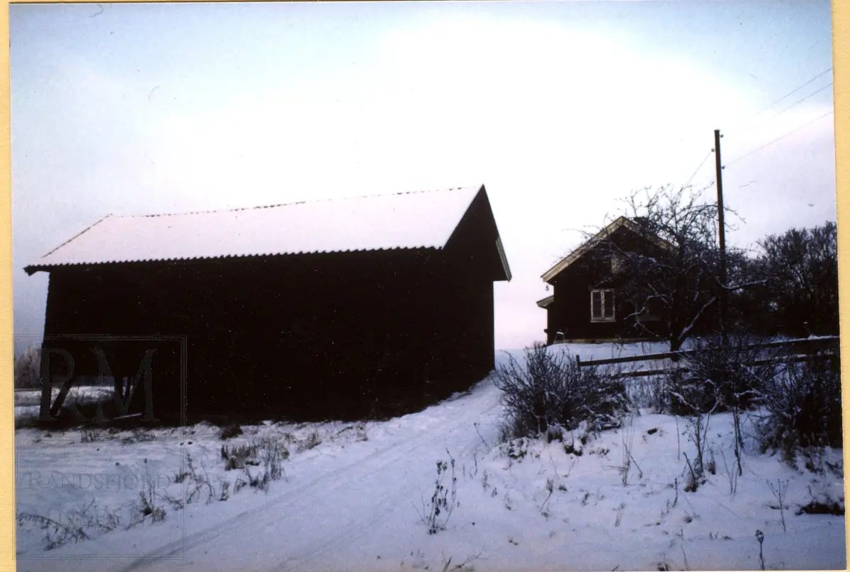 Husmannsplassen "Kullibakken" under Dvergsten.
