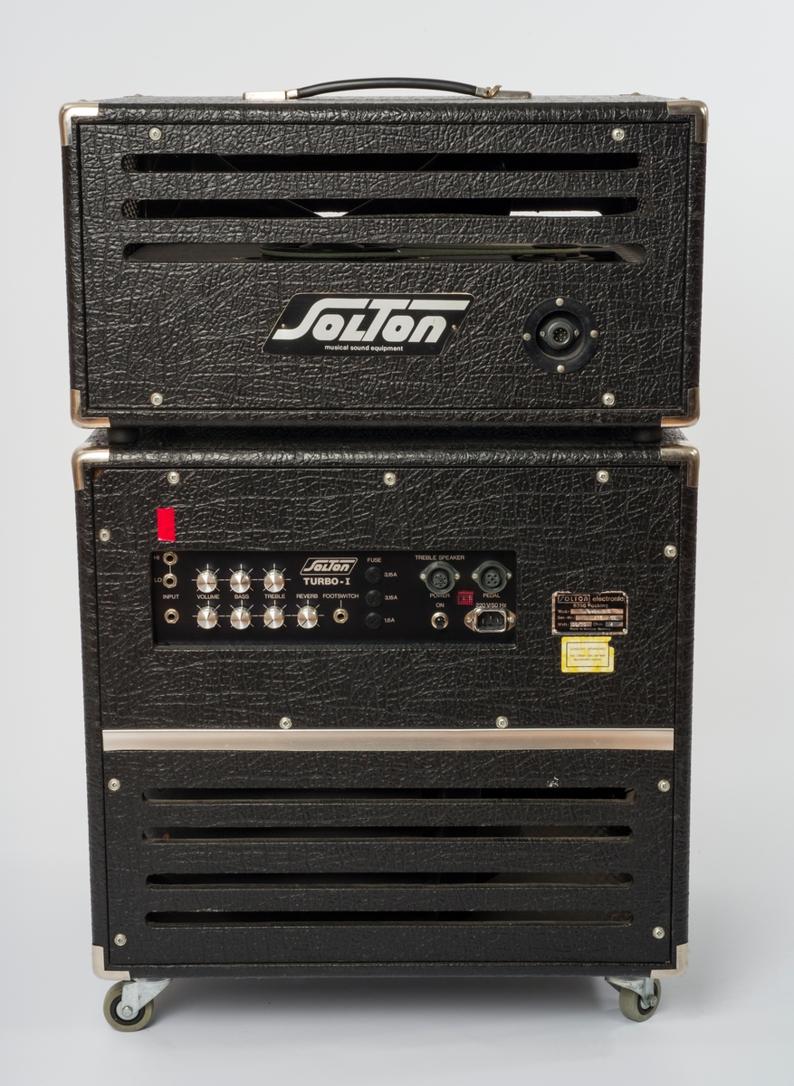 Solton Turbo 1. To kabinett bestående av roterende høyttaler og forsterker med lydeffekter. Til bruk med gitar/orgel/trekkspill.