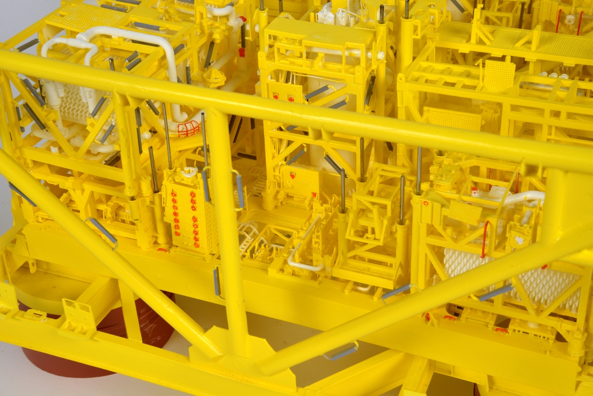 Modell av Åsgard undervanns gasskompresjonsmodul. Modellen er bygget i målestokk 1:100.
