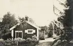 En sommarstuga på Evedal, Växjö. 1910-tal.