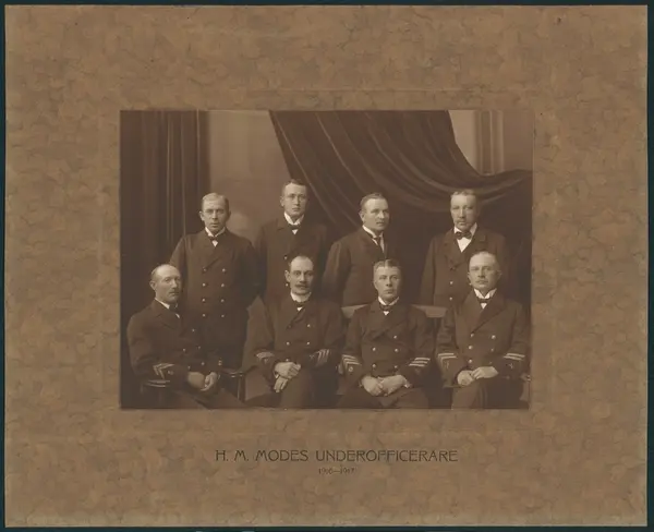 H.M. Modes underofficerare