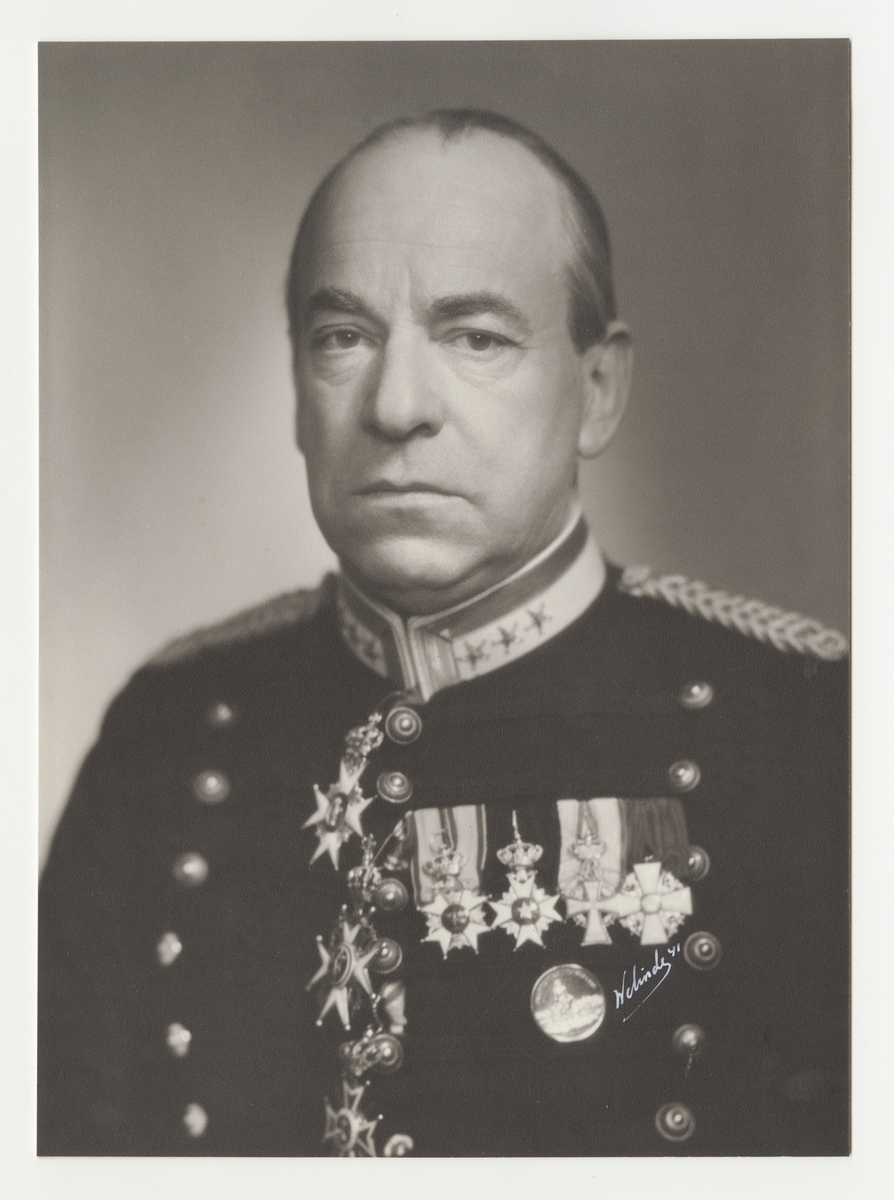 Porträtt av Carl von Otter, överste vid artilleriet.