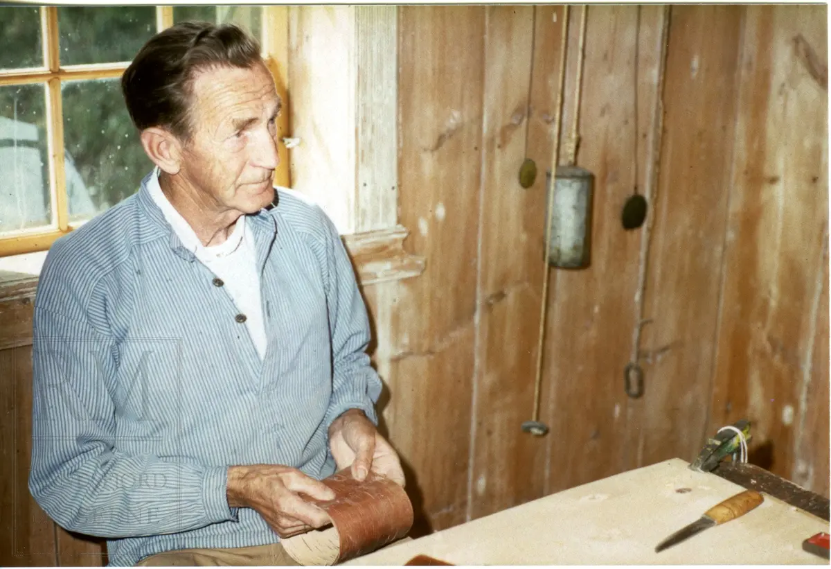 Husflidsarrangement på Hadeland Folkemuseum sommeren 1982.