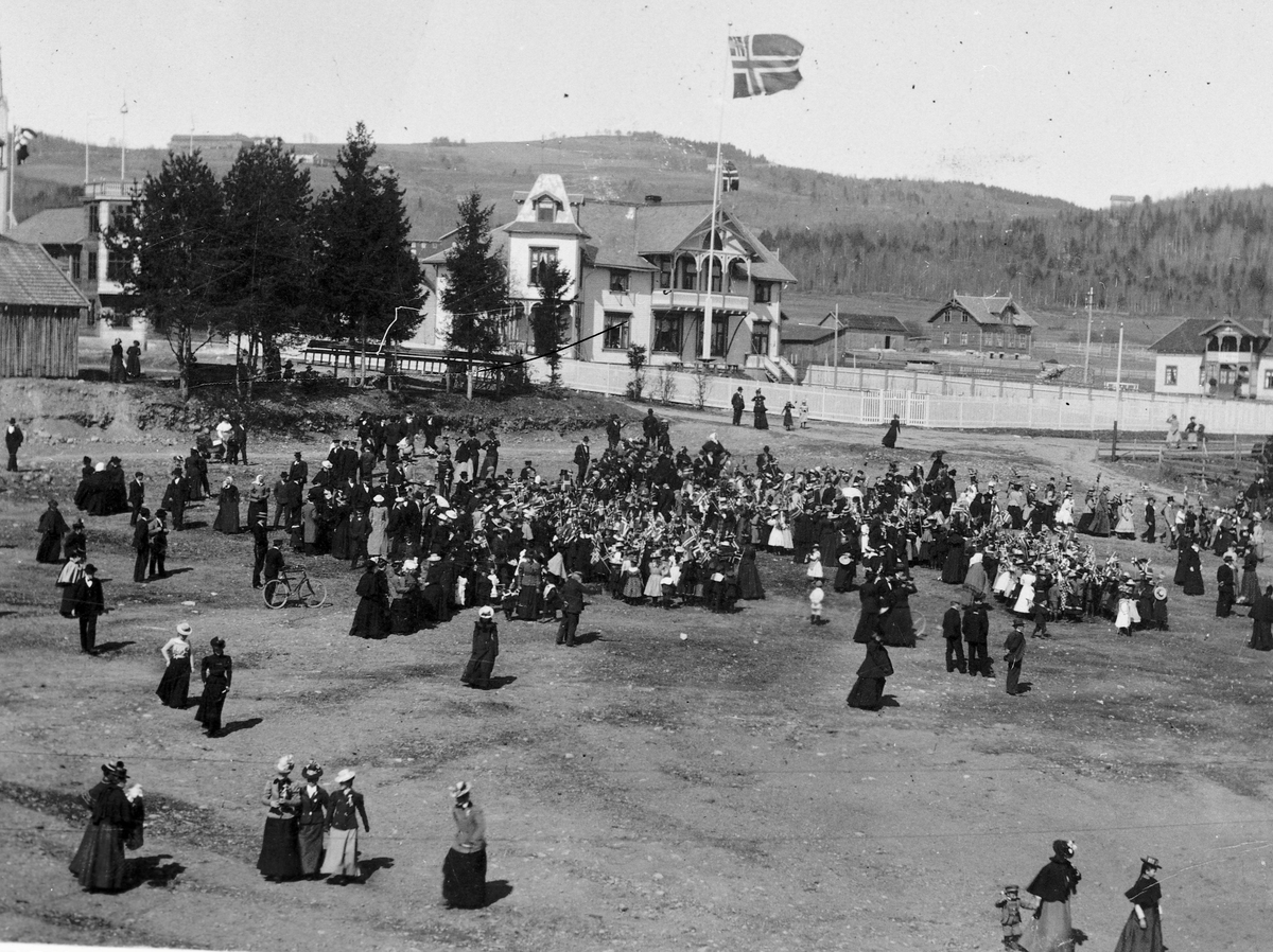 17.mai-feiring på Nytorvet ca.1900