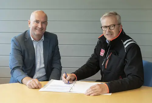 Signering av byggekontrakt Anno Dokumentasjonssenter med fellesmagasin.