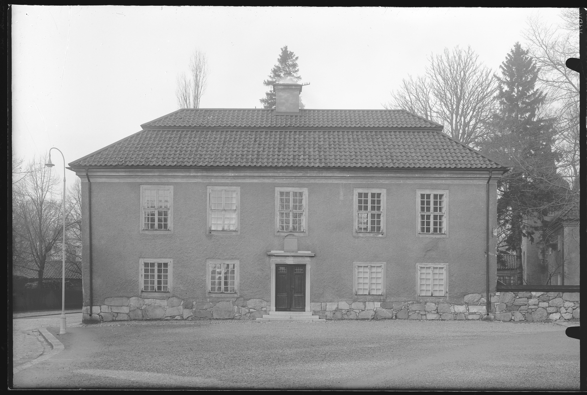 Exteriör av konsistoriehuset, Västerås.