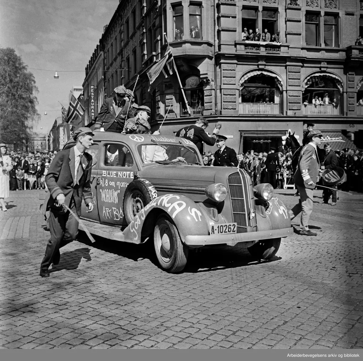 Russetoget. 17. mai 1962.