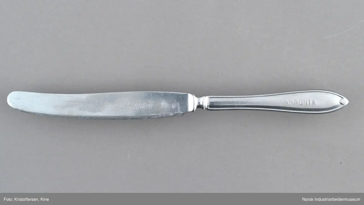 Spisekniv merket "Ammonia"