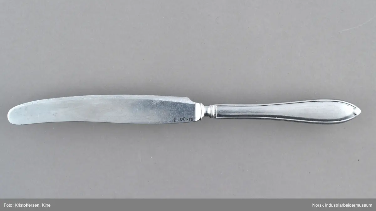 Spisekniv merket "Ammonia"