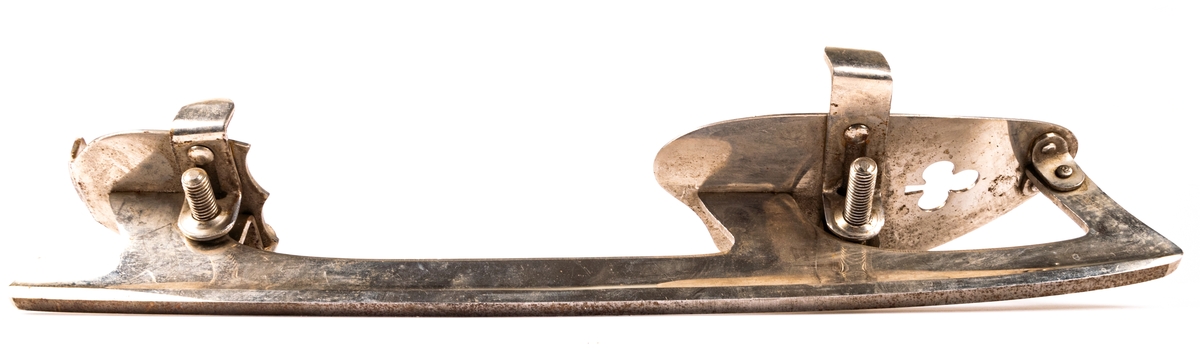 Skridskor, ett par, helt av stål, en stycken. Märkt Union HAndware & Co, Torrington Conn, USA. nr 12.