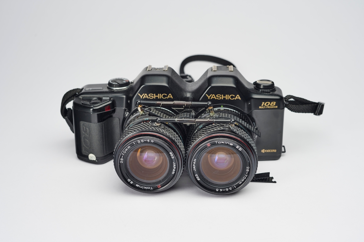 RBT 3-D 108 er et stereokamera bygd av RBT- Raumbildtechnik GmbH i Tyskland. Kamera består av to speilreflekskameraer med enkel linse fra Yashica 108. 
Stereokameraene ga en svært populær form for bilder på slutten av 1800-tallet. Stereofotografi var med på å forme fotoindustrien. Folk ønsket å se mer av verden, og stereofotografiet gjorde det mulig å forestille seg at man var til stede i motivet, grunnet en optisk effekt som utnytter dybdesynet vårt. 
Et stereokamera har to objektiver med en avstand på litt over seks centimeter, omtrent samme avstand vi har mellom pupillene. En eksponering gir dermed to bilder av samme motiv. Når dette paret med fotografier blir montert, f.eks. på en papplate, og sett på gjennom en stereobetrakter, fremstår motivet som tredimensjonalt.