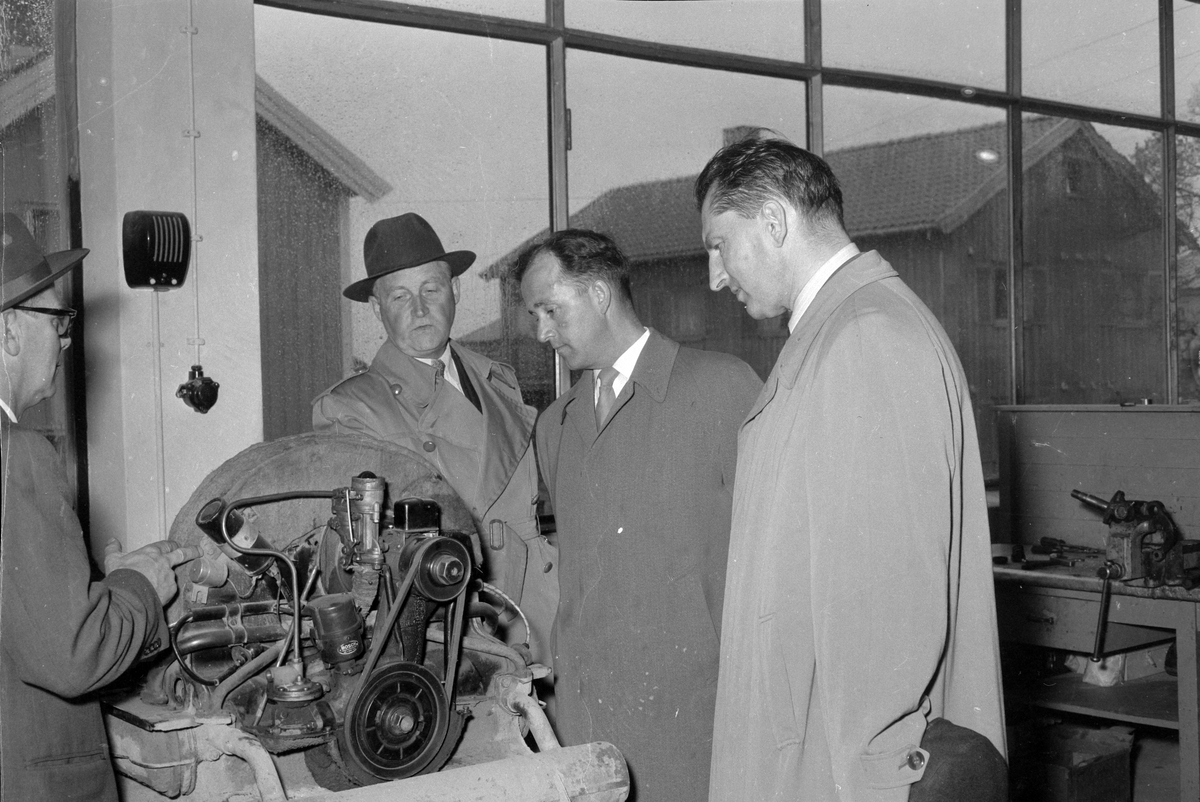 Shell bensinstasjon ved Grendahl Auto