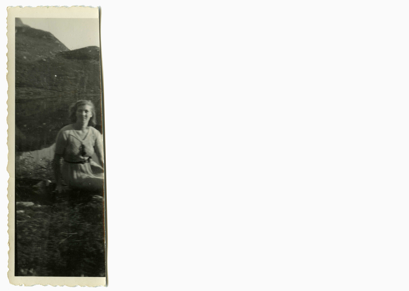En ukjent kvinne på et ukjent sted (GMH.F027355)