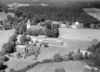 Nöbbele kyrka och skola, 1957.