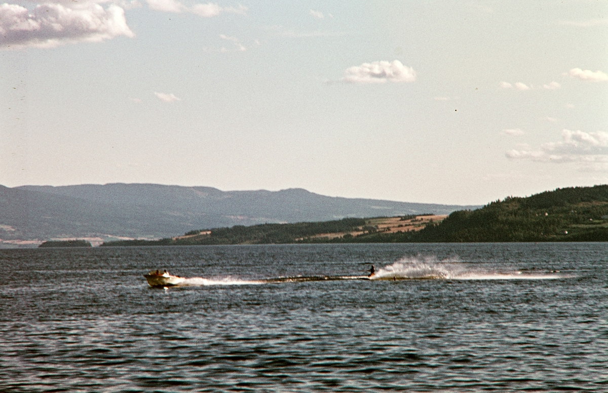 Mjøs, Hamar, fritidsbåt, vannski.