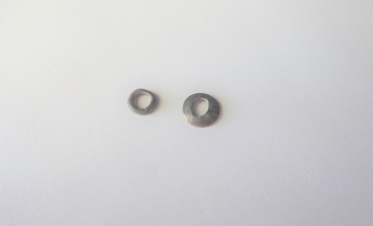 MALV: DIAM. 6, 7-8, 4 MM, MALJENE VIRKER BRUKT. 