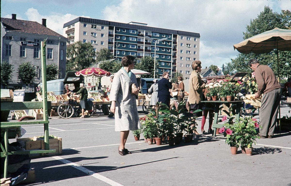 Stortorget, torghandel, Hamar.