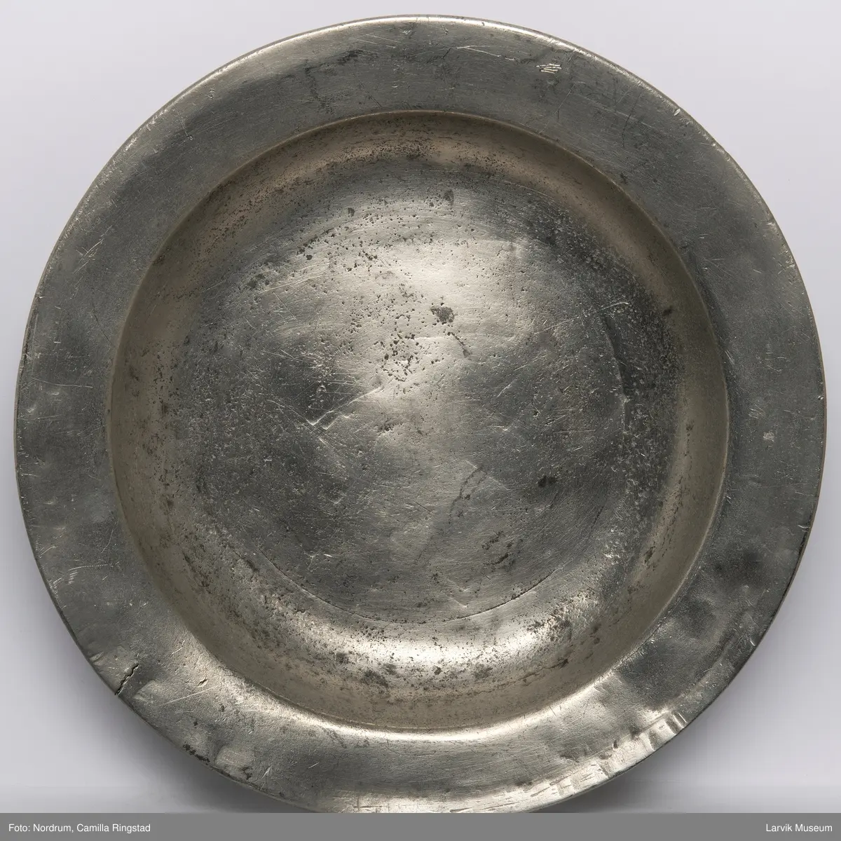 Initialene ANS på undersiden