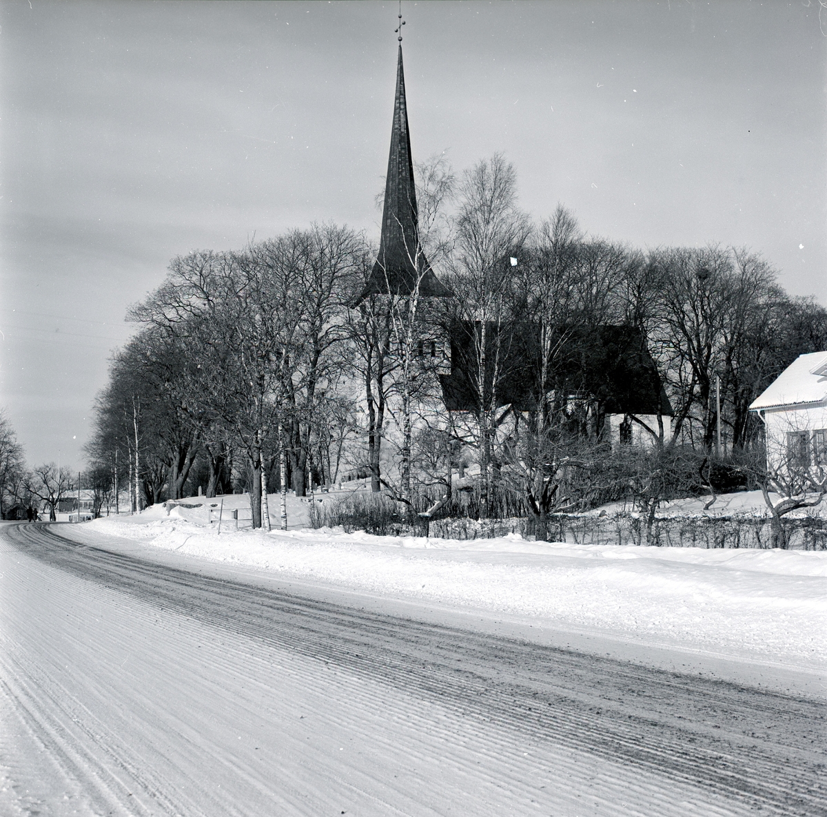 Romfartuna kyrka