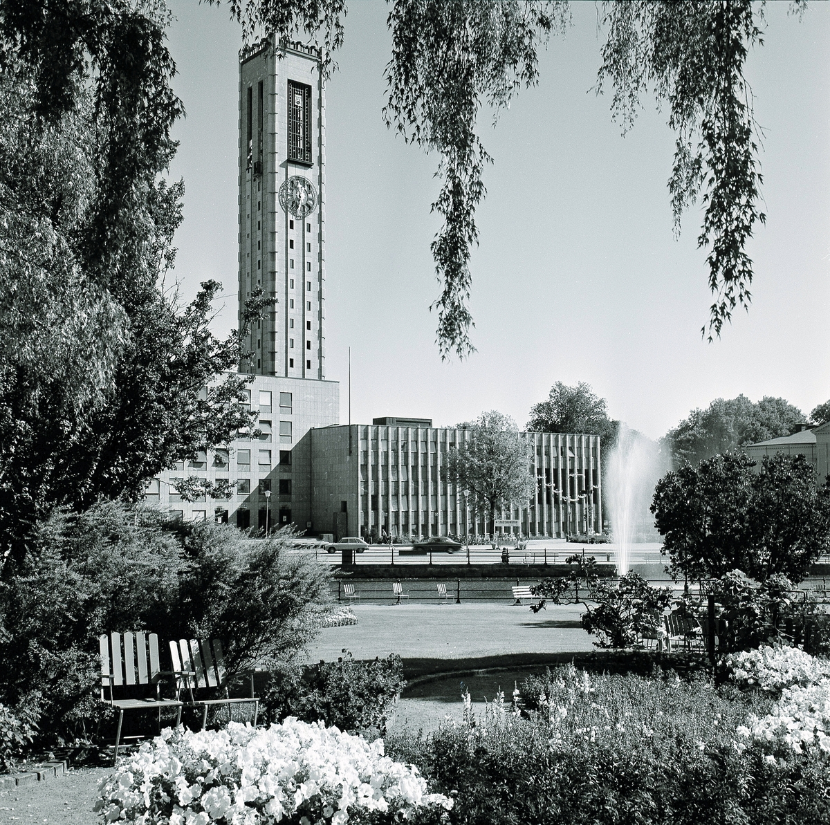 Stadshuset, Stadsparken, Svartån