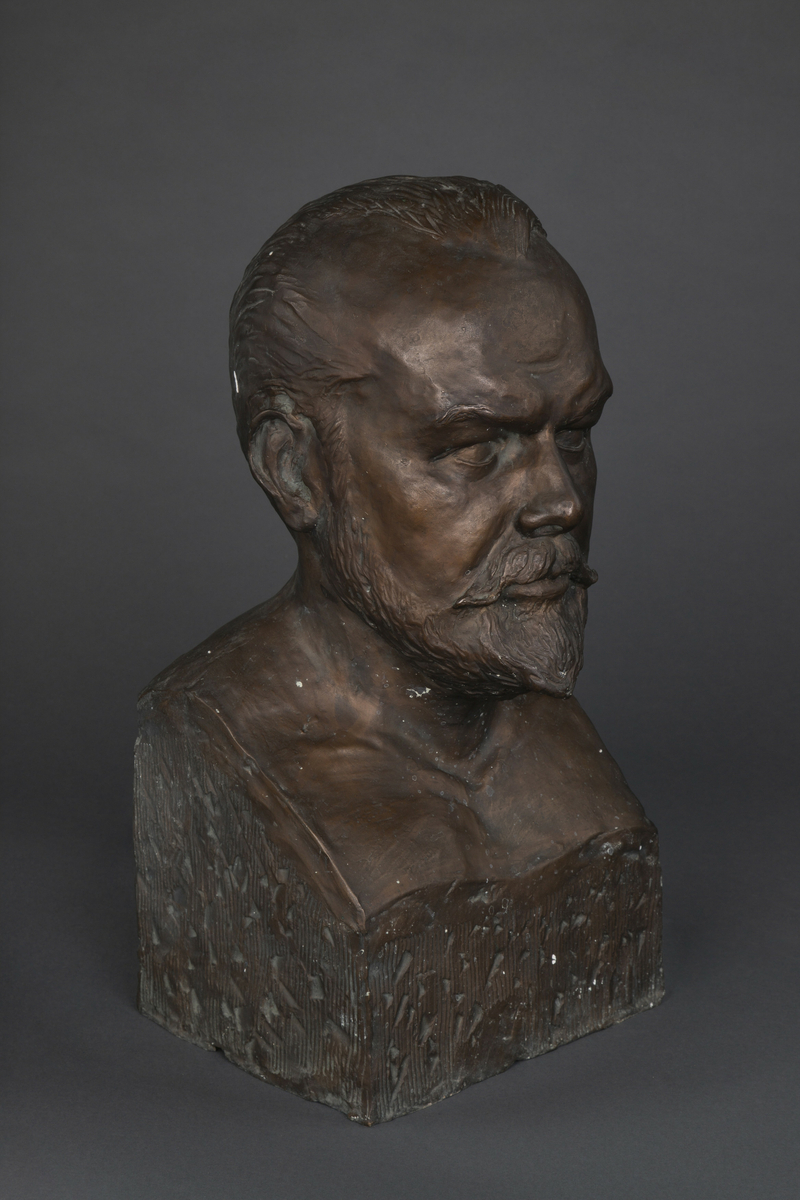 Håkon Weidemann [Bronseskulptur]