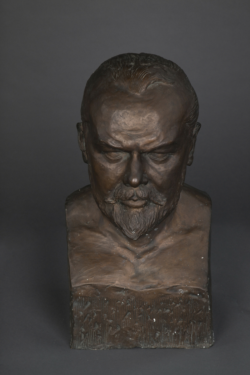 Håkon Weidemann [Bronseskulptur]