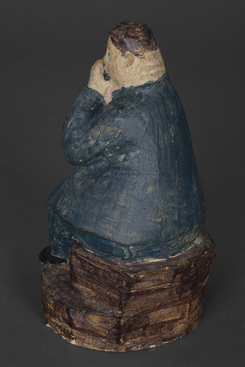 Fløytespiller [Terracotta-skulptur]