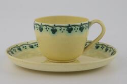 Ruskin pottery [Mokkakopp med skål]