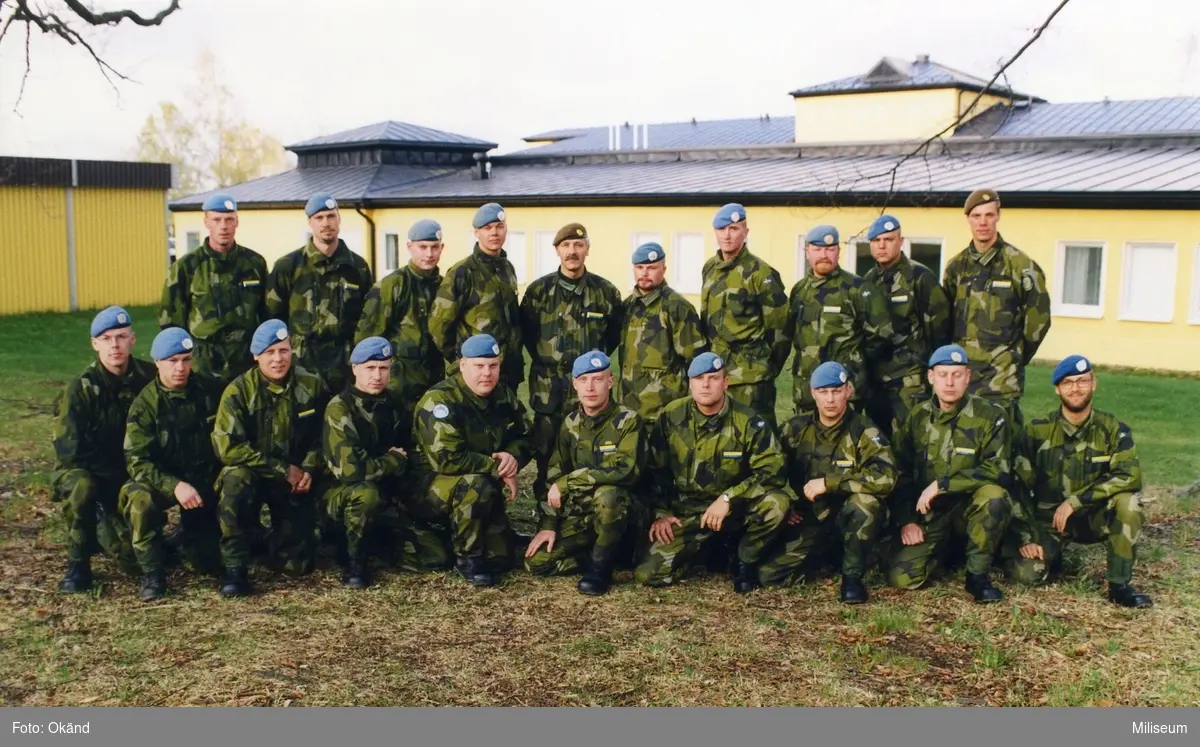 Gruppbild framför Swedec.
FN soldater.