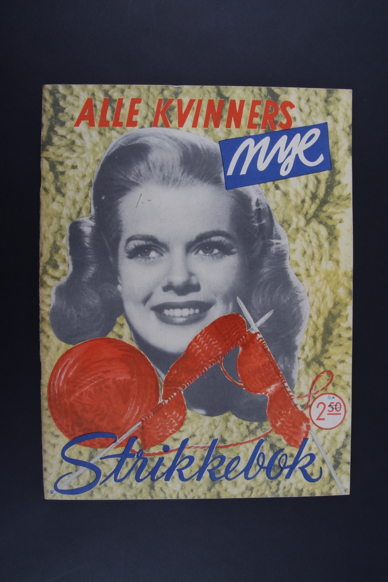 Magasin med rektangulær form som inneholder diverse artikler, tegneserier og reklame.