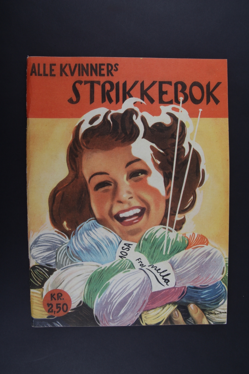 Magasin med rektangulær form som inneholder diverse artikler, tegneserier og reklame.