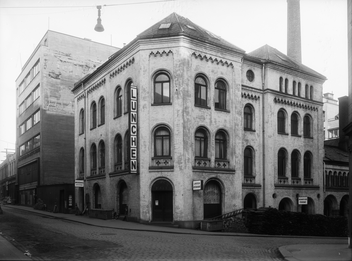 Christiania dampkjøkken i krysset mellom Møllergata og Skråninga. 