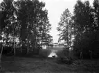 Hjälmarsnäs, Norra Essundet.
Ångbåten Örerbo.