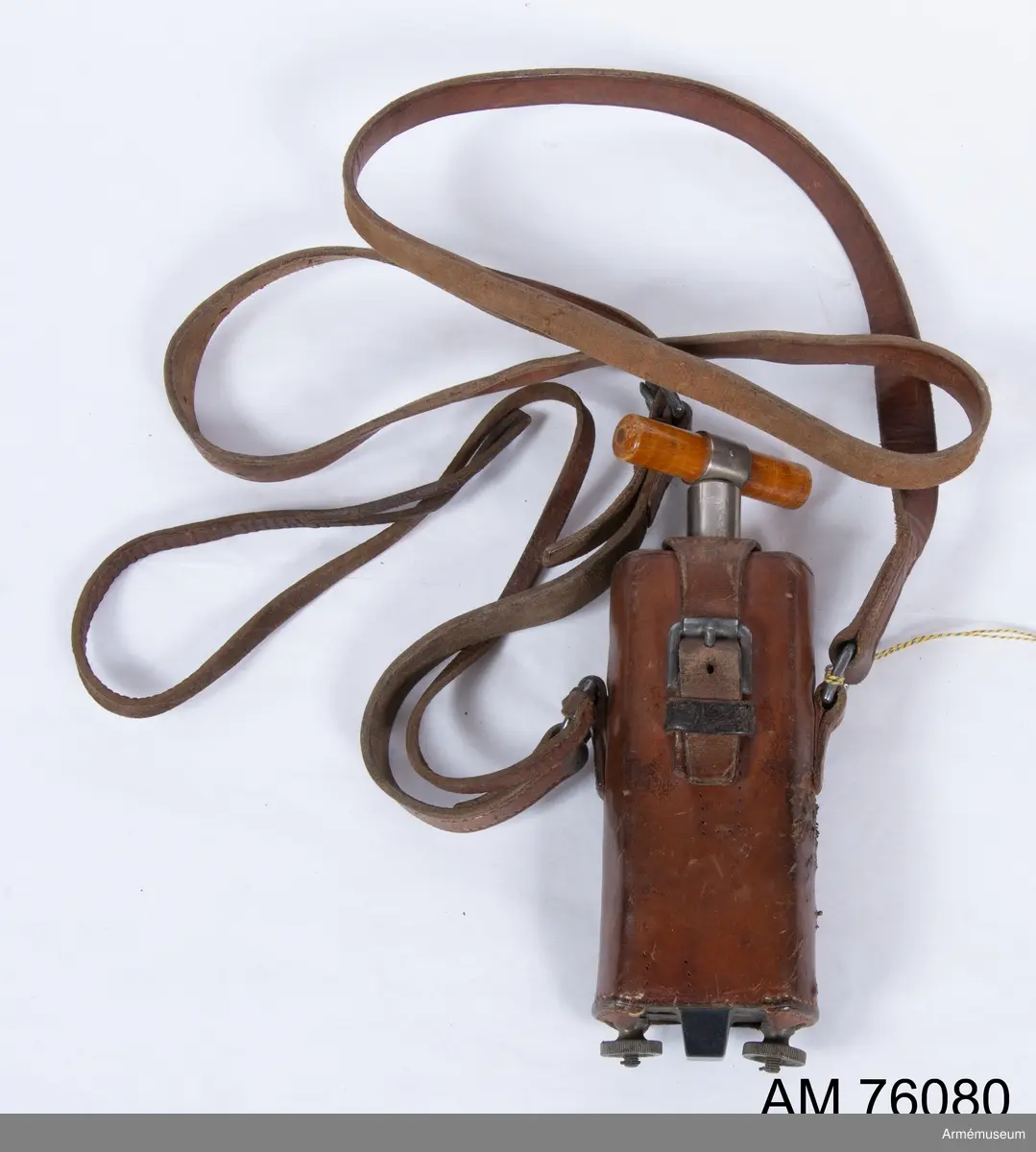 Grupp G IV.

Tändapparat m/1928 för 3 skott, fabrikat Siemens.