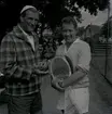 Tennisfinaler och prisutdelning en måndag. T. Johansson - Kurre Envall.