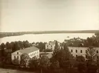 Växjö lasarett och Växjösjön, 1910-tal. Sett från läroverket.