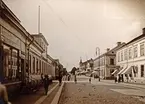 Storgatan västerut, vid korsningen Klostergatan. Växjö, ca. 1912.